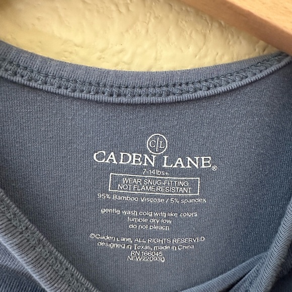 Caden Lane Solid Dusty Blue Bamboo Baby Knot Gown and Hat Newborn 7-14lbs - Picture 3 of 5